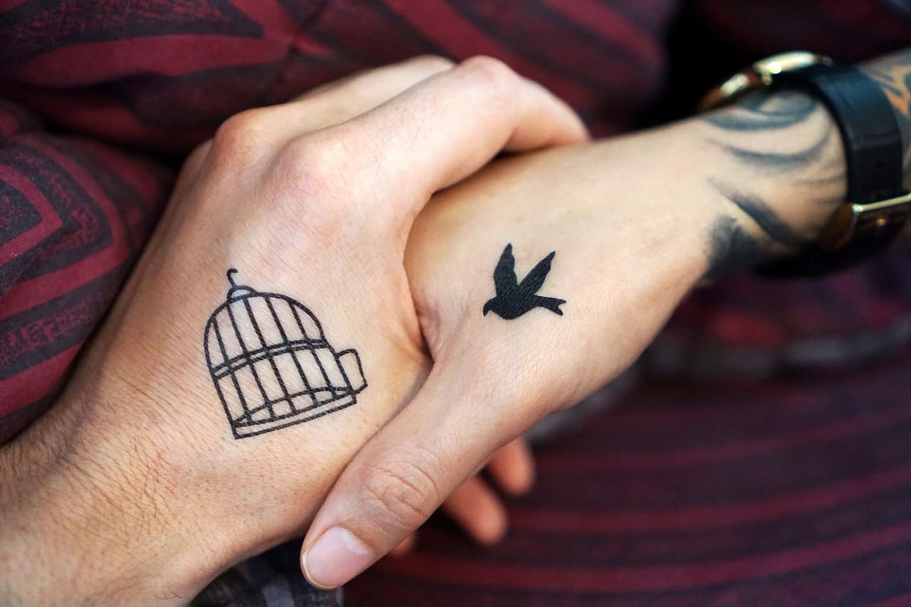 La conexión entre tatuajes y salud mental
